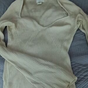 H&M Cream Ribbed Sweater - Crew Neck